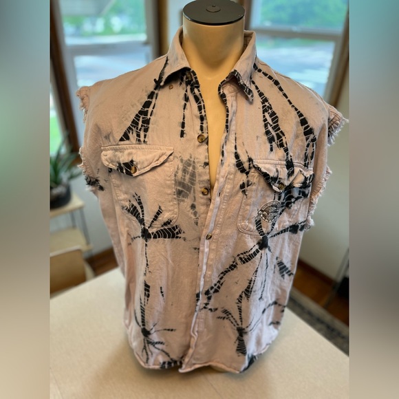 2017 STURGIS MOTORCYCLE RALLY BUTTON DOWN SLEEVELESS SHIRT - Picture 3 of 8